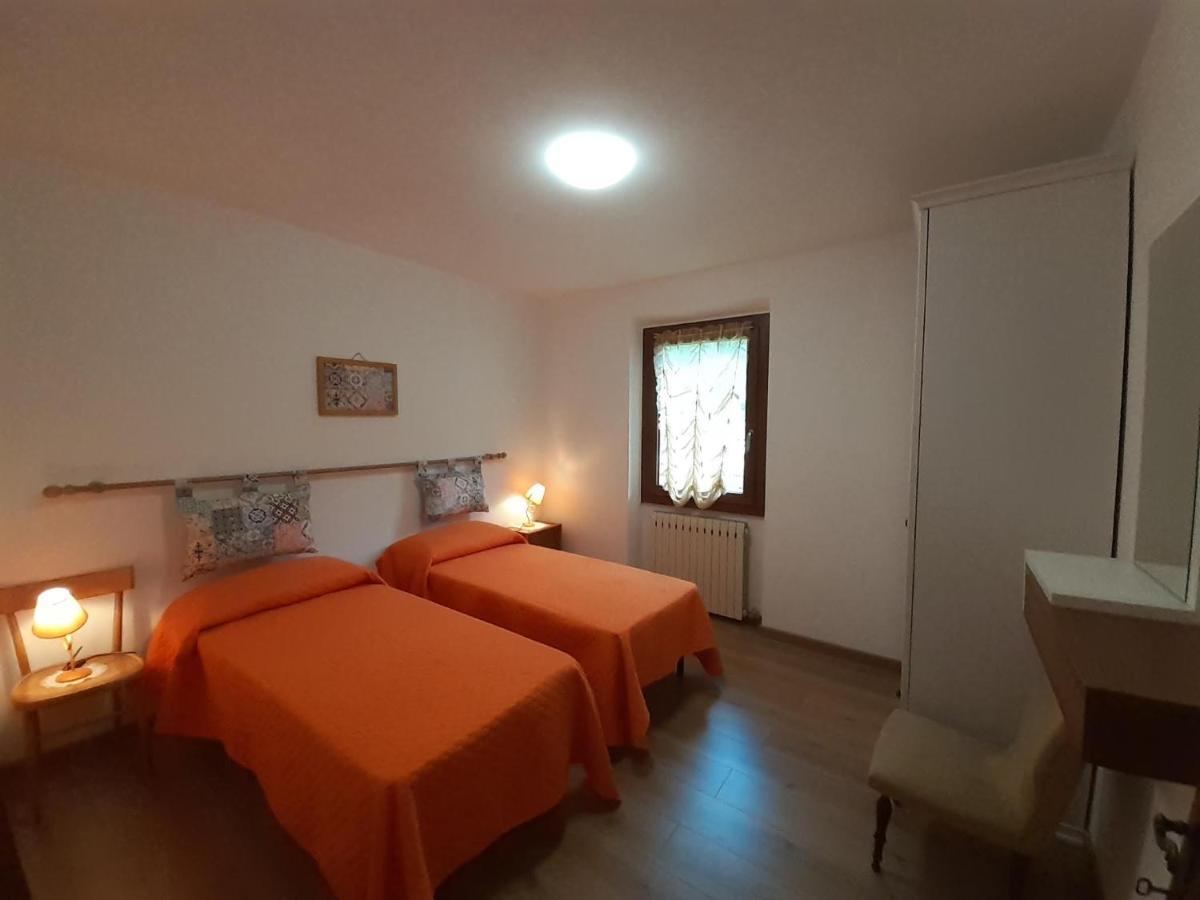 Ca' Albano Apartment Mezzolago Ngoại thất bức ảnh
